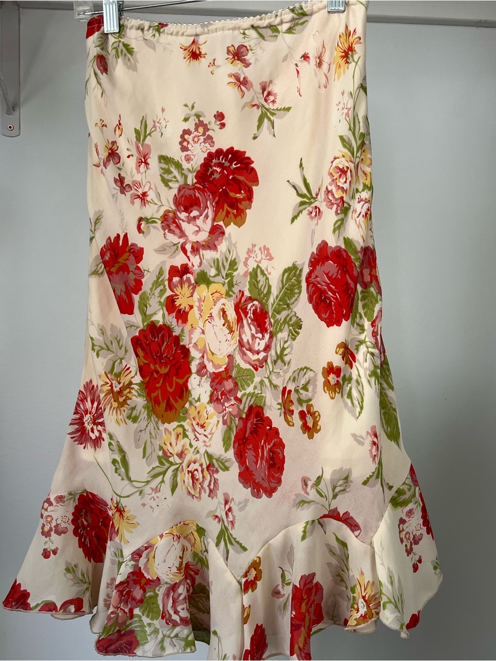Jessica Petites Ivory Midi Skirt with Red Floral Print - Picture 2 of 13